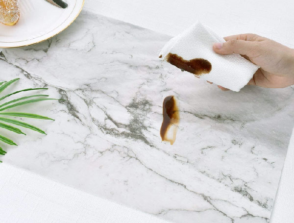 vệ sinh bàn ăn mặt đá hiệu quả