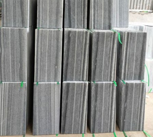nên lựa chọn đá sọc dưa hay không