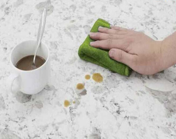 đá ốp lát bị ố vàng